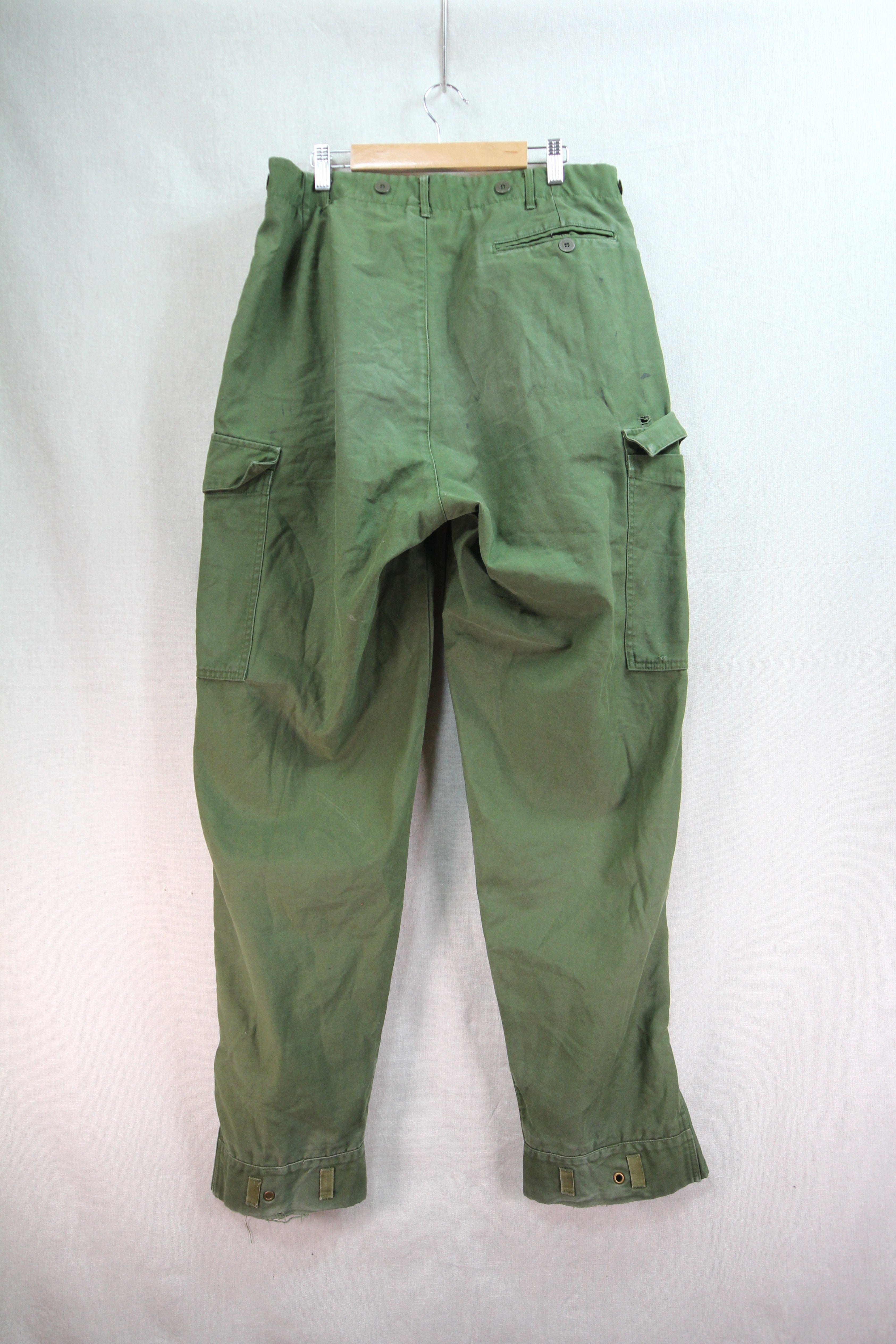 【60~90s】ARMY　スウェーデン軍 ミリタリーカーゴパンツ C152
